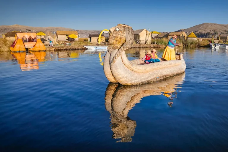 Islas Flotantes de los Uros