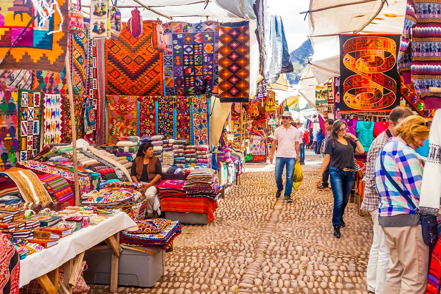 Pisac Mercado Artesanal